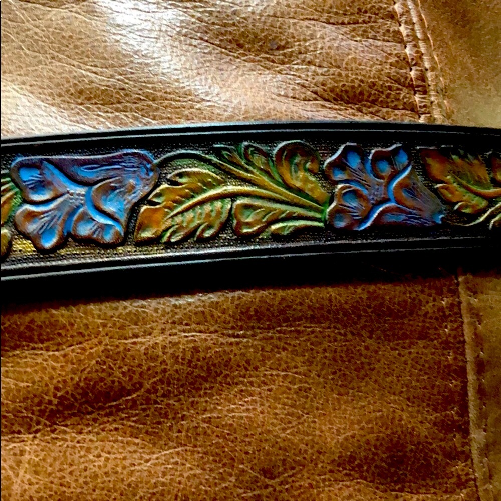 NWOT. LEATHEROCK BELT - Picture 6 of 6